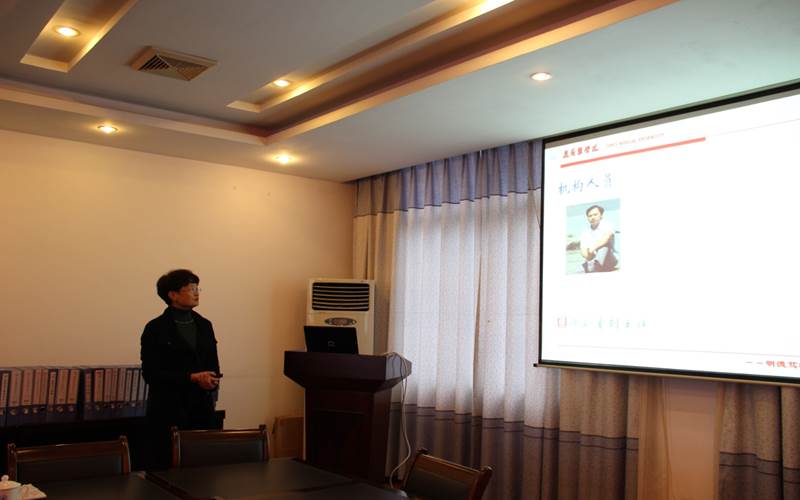 说明: http://rwyx.zmc.edu.cn/UpFile/201310/2013102363355953.JPG